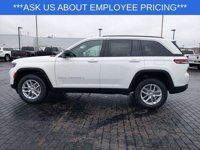 new 2025 Jeep Grand Cherokee car, priced at $39,875