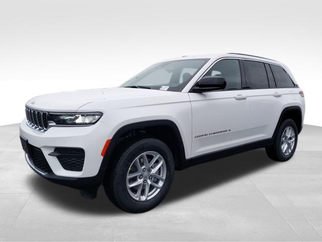 new 2025 Jeep Grand Cherokee car, priced at $36,375