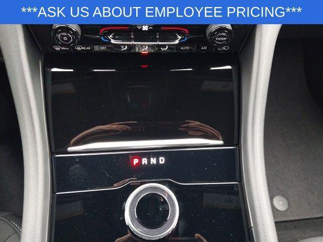 new 2025 Jeep Grand Cherokee car, priced at $39,875