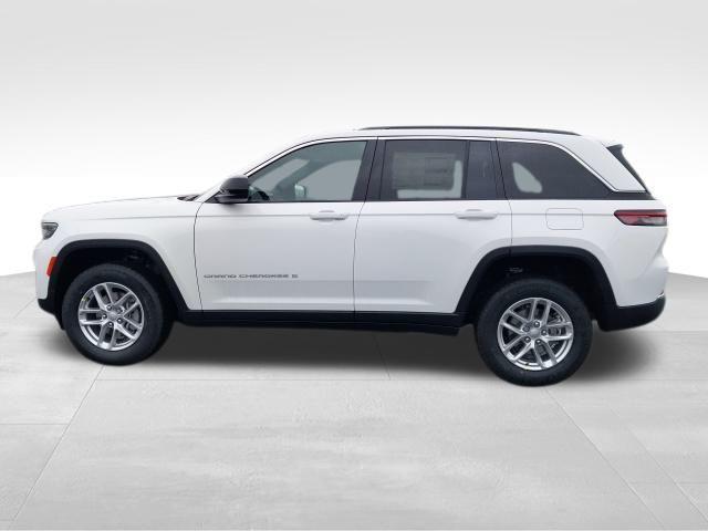 new 2025 Jeep Grand Cherokee car, priced at $36,375