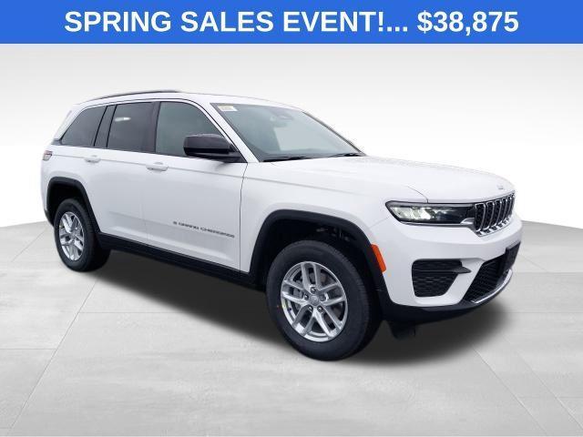 new 2025 Jeep Grand Cherokee car, priced at $35,875