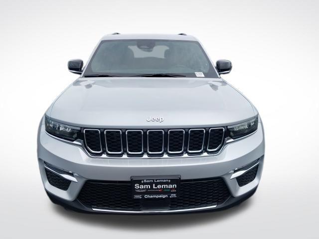 new 2025 Jeep Grand Cherokee car, priced at $40,495