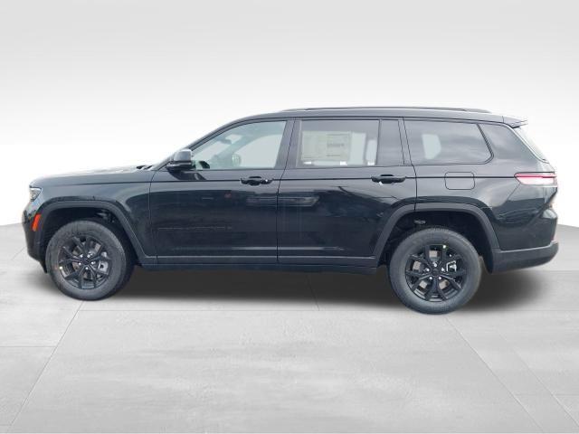 new 2025 Jeep Grand Cherokee L car, priced at $41,030