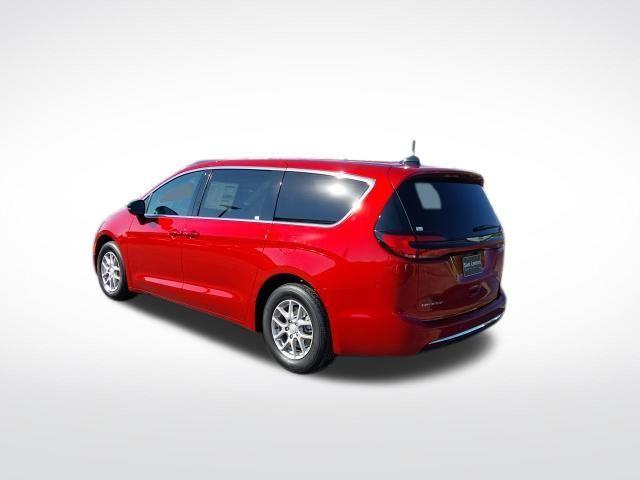 new 2026 Chrysler Pacifica car, priced at $38,955