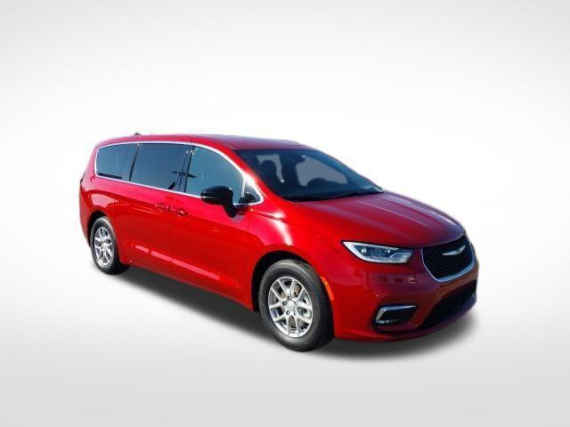 new 2026 Chrysler Pacifica car, priced at $38,955