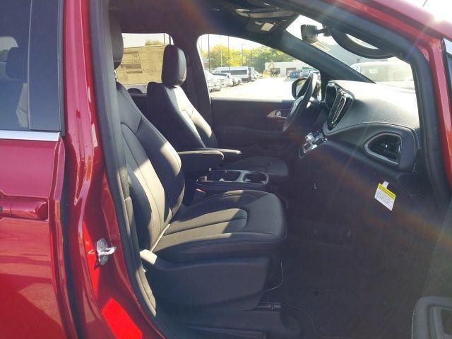 new 2026 Chrysler Pacifica car, priced at $38,955
