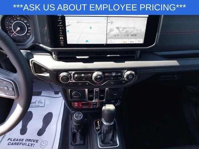 new 2025 Jeep Wrangler car, priced at $62,490