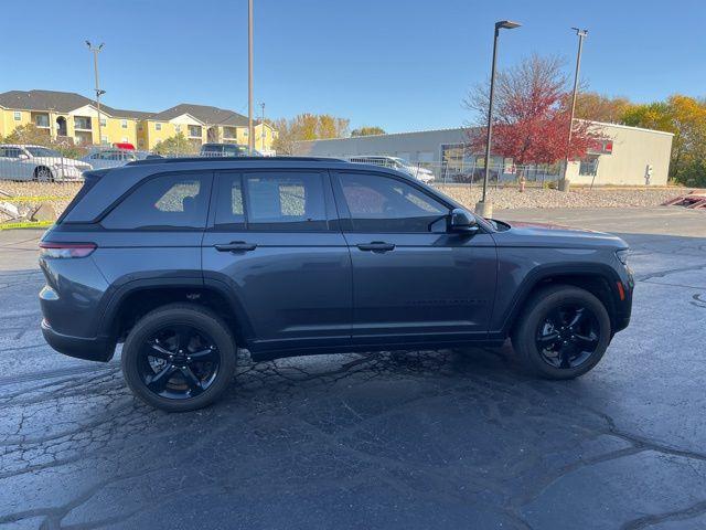 used 2023 Jeep Grand Cherokee car, priced at $32,995