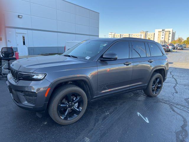 used 2023 Jeep Grand Cherokee car, priced at $32,995