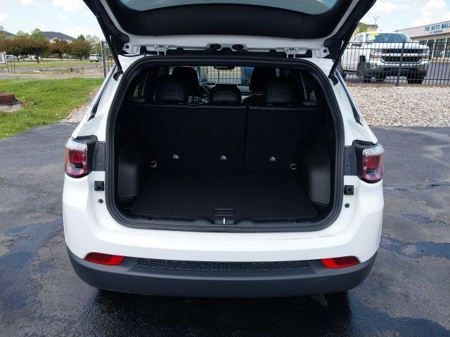 new 2025 Jeep Compass car, priced at $25,260