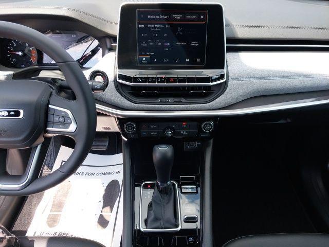 new 2025 Jeep Compass car, priced at $25,260