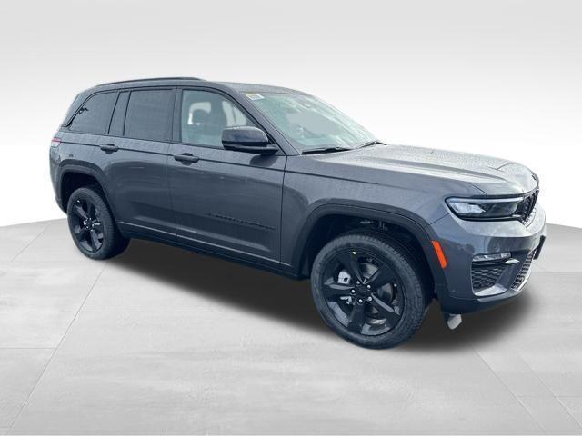 new 2025 Jeep Grand Cherokee car, priced at $48,955