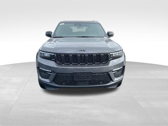 new 2025 Jeep Grand Cherokee car, priced at $48,955