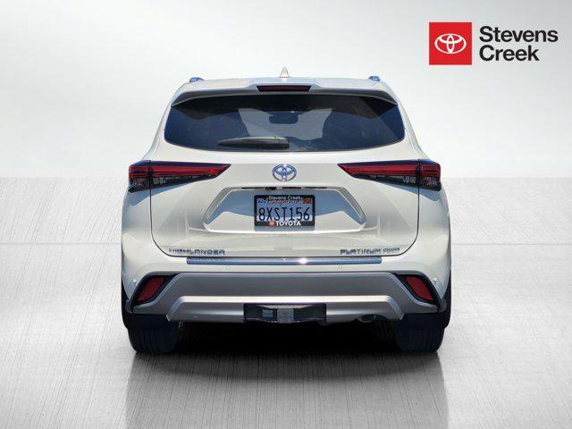 used 2021 Toyota Highlander car, priced at $40,800
