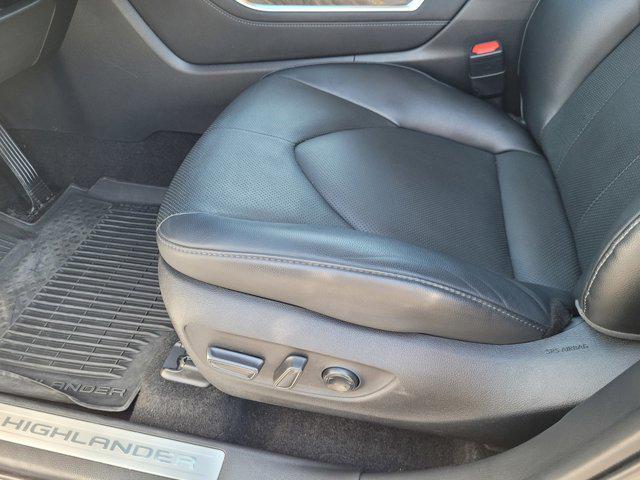 used 2023 Toyota Highlander Hybrid car, priced at $49,900