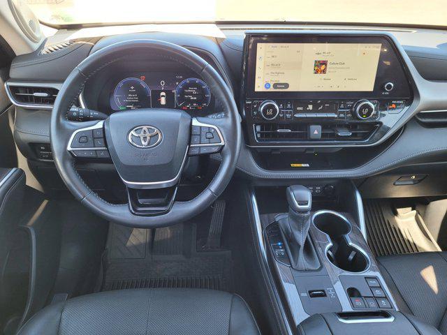 used 2023 Toyota Highlander Hybrid car, priced at $49,900