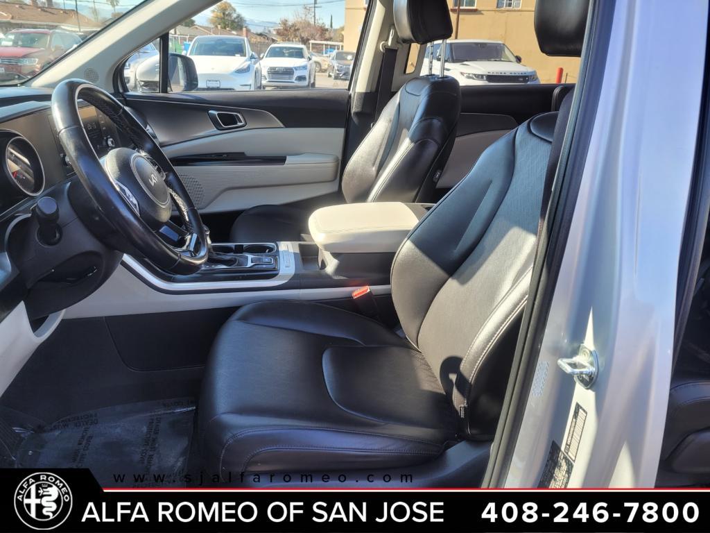 used 2022 Kia Carnival car, priced at $28,995
