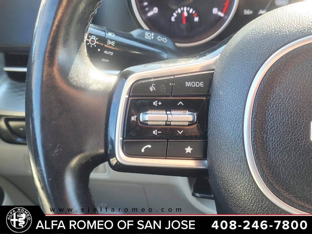 used 2022 Kia Carnival car, priced at $28,995