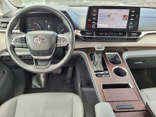 used 2024 Toyota Sienna car, priced at $46,900