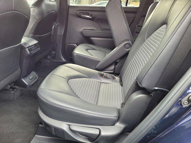 used 2024 Toyota Highlander car, priced at $42,900
