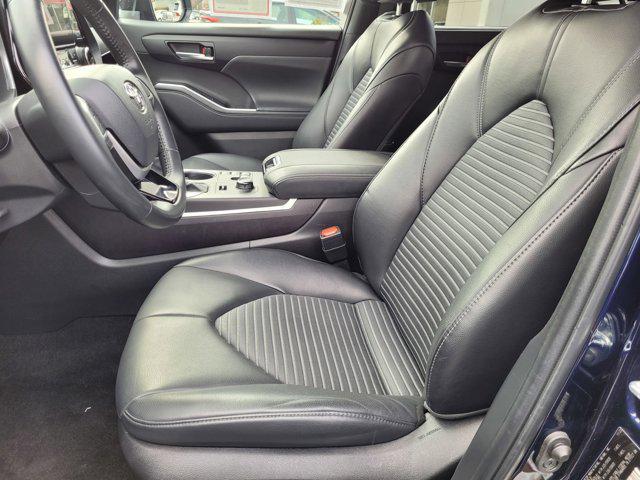 used 2024 Toyota Highlander car, priced at $42,900