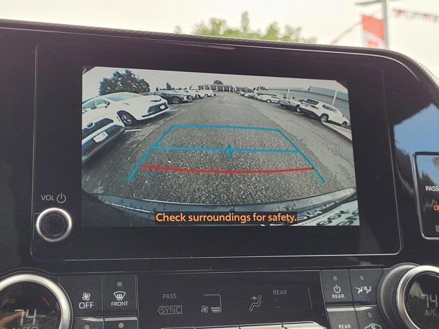 used 2024 Toyota Highlander car, priced at $44,900