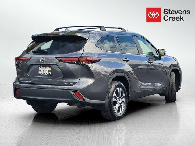 used 2024 Toyota Highlander car, priced at $45,900