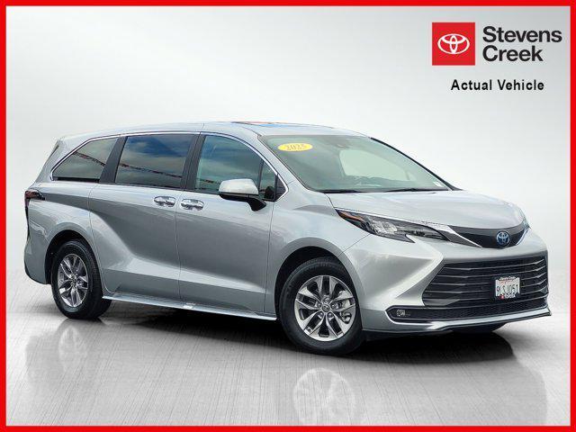 used 2025 Toyota Sienna car, priced at $51,900