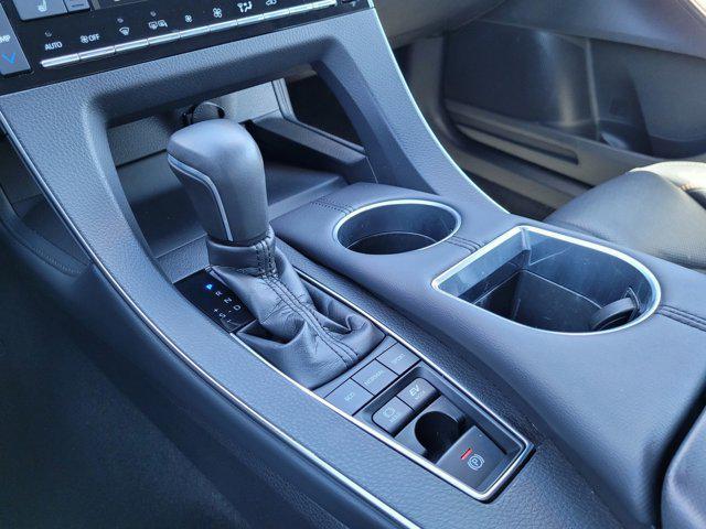 used 2019 Toyota Avalon Hybrid car, priced at $27,500