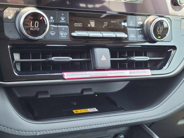 used 2024 Toyota Highlander car, priced at $46,900