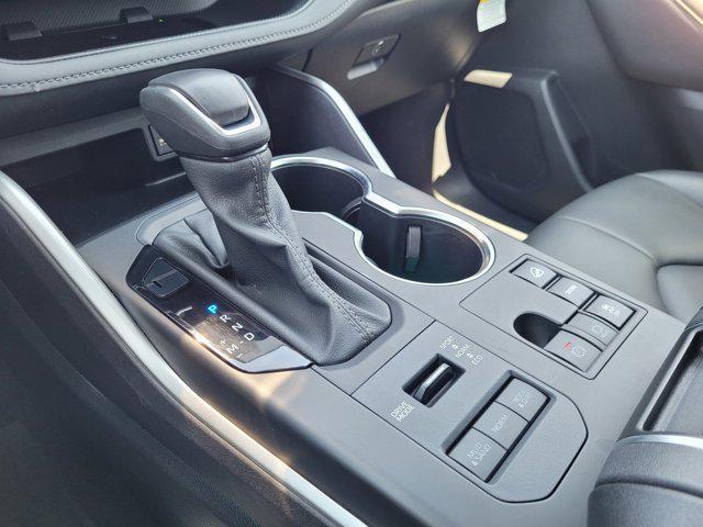 used 2024 Toyota Highlander car, priced at $46,900