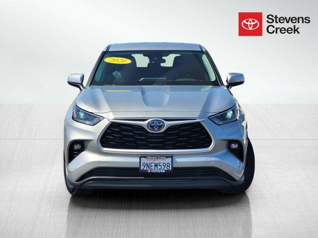 used 2021 Toyota Highlander Hybrid car, priced at $32,500