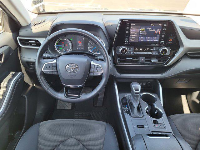 used 2021 Toyota Highlander Hybrid car, priced at $32,500