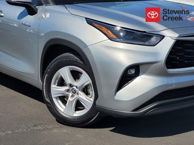 used 2021 Toyota Highlander Hybrid car, priced at $32,500
