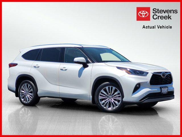 used 2022 Toyota Highlander car, priced at $46,900