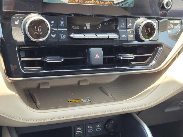 used 2023 Toyota Highlander Hybrid car, priced at $44,900