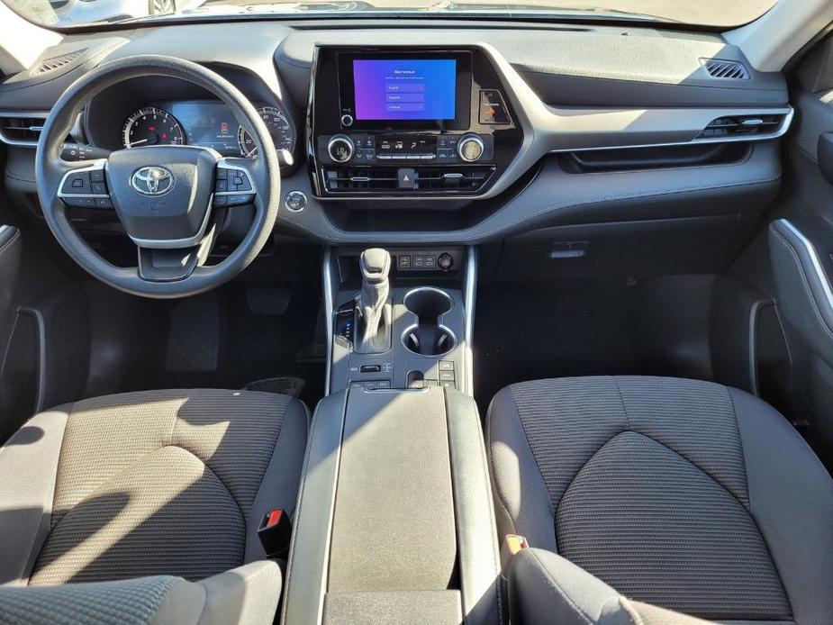 used 2023 Toyota Highlander car, priced at $35,900