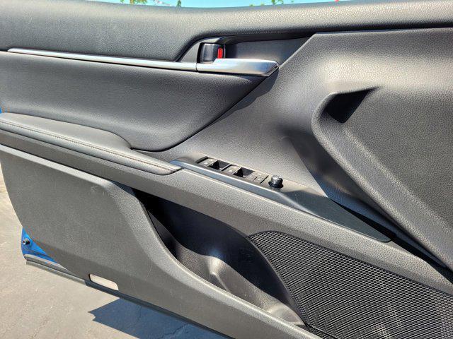 used 2020 Toyota Camry Hybrid car, priced at $29,900