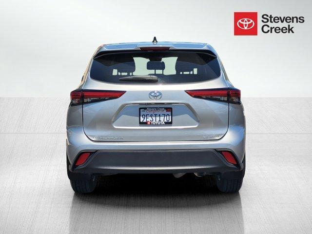 used 2023 Toyota Highlander car, priced at $37,900