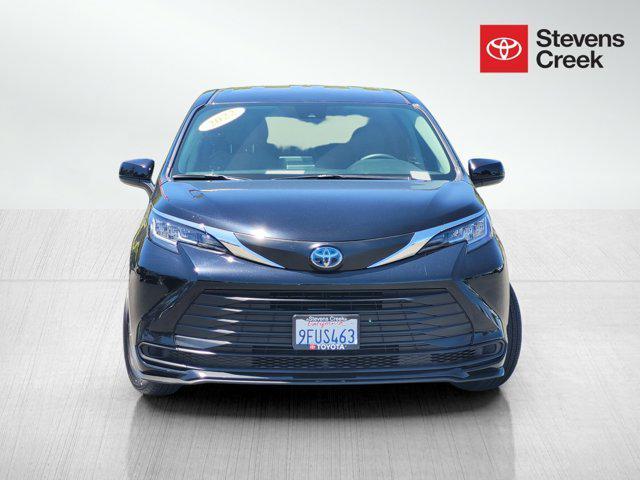 used 2022 Toyota Sienna car, priced at $39,900