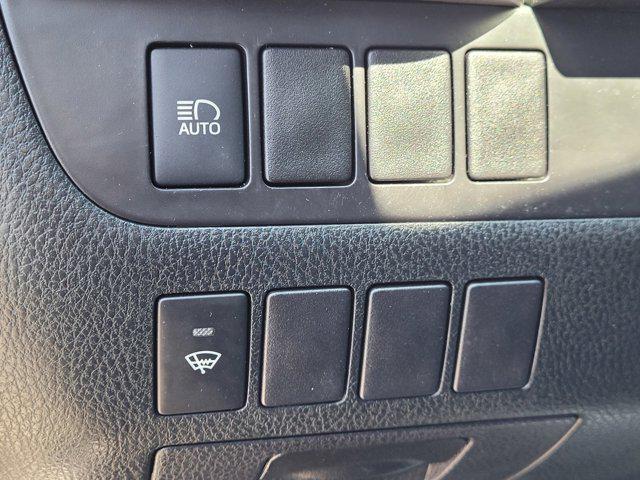 used 2019 Toyota Highlander car, priced at $23,900