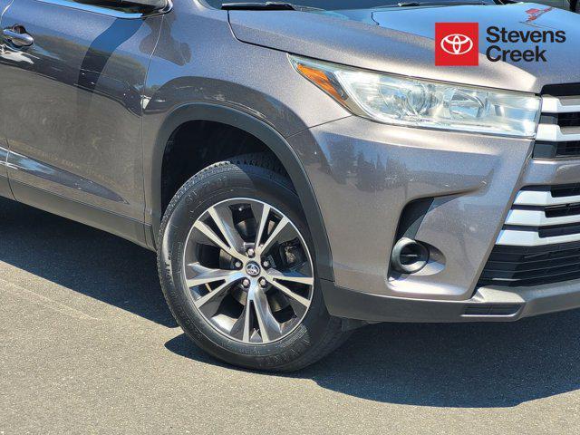 used 2019 Toyota Highlander car, priced at $23,900