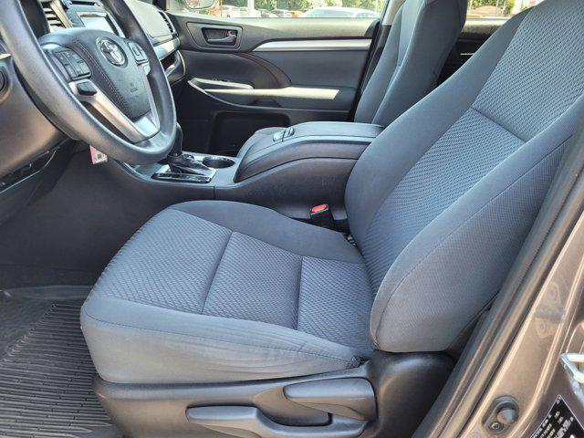 used 2019 Toyota Highlander car, priced at $23,900