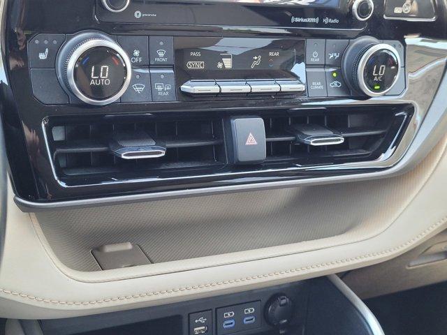 used 2022 Toyota Highlander Hybrid car, priced at $44,900