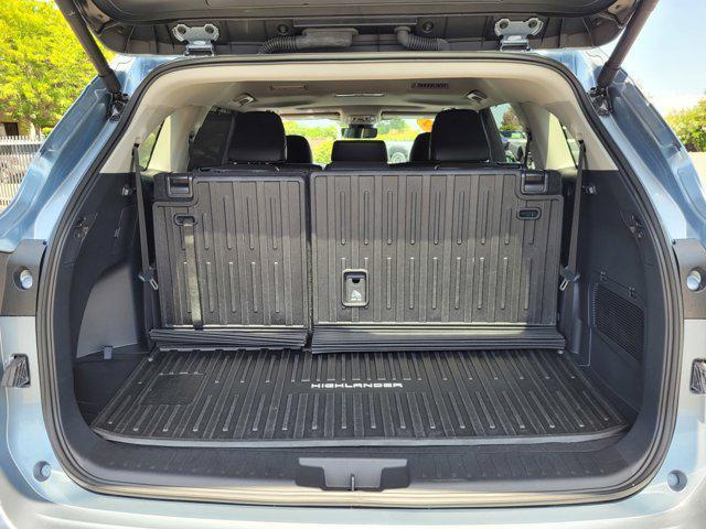 used 2024 Toyota Highlander car, priced at $49,900