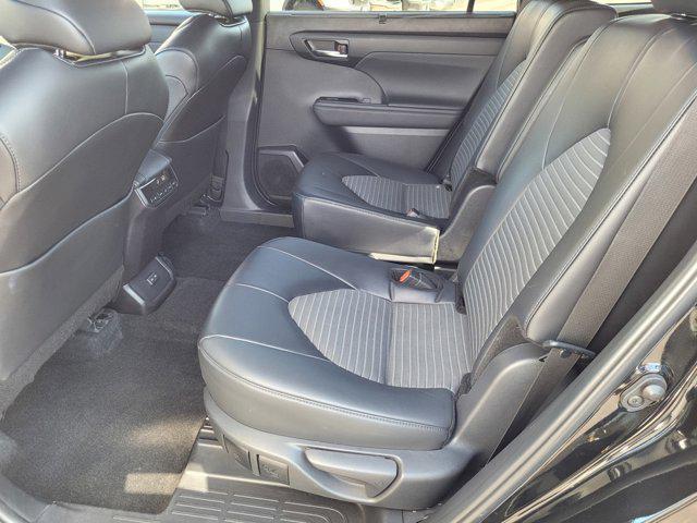 used 2024 Toyota Highlander car, priced at $42,900