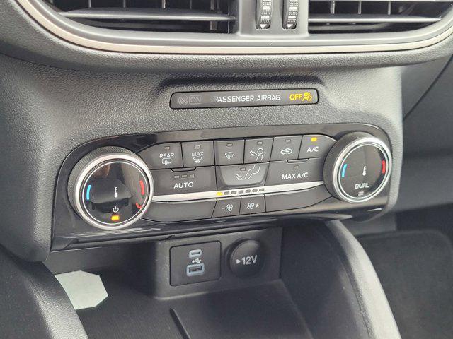 used 2022 Ford Escape car, priced at $23,900