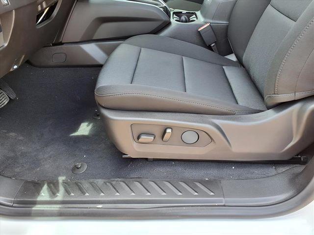 new 2025 Chevrolet Colorado car, priced at $38,535