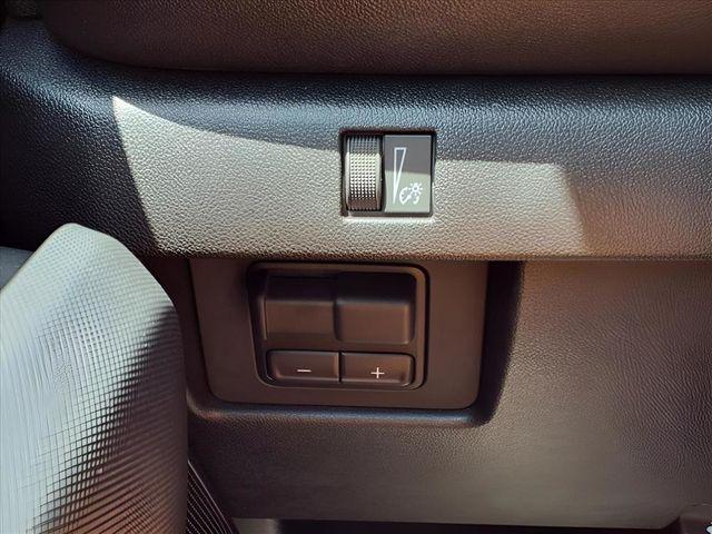 new 2025 Chevrolet Colorado car, priced at $38,535