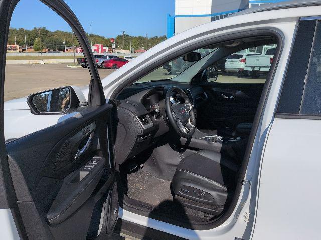 used 2024 GMC Terrain car, priced at $27,595